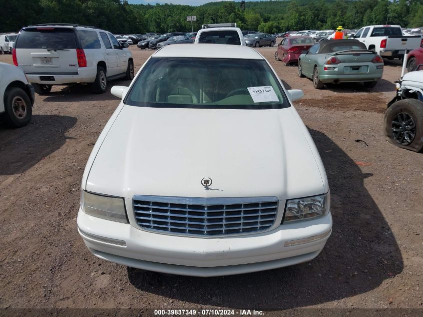 1999 Cadillac Deville Standard VIN: 1G6KD54Y4XU721051 Lot: 39837349