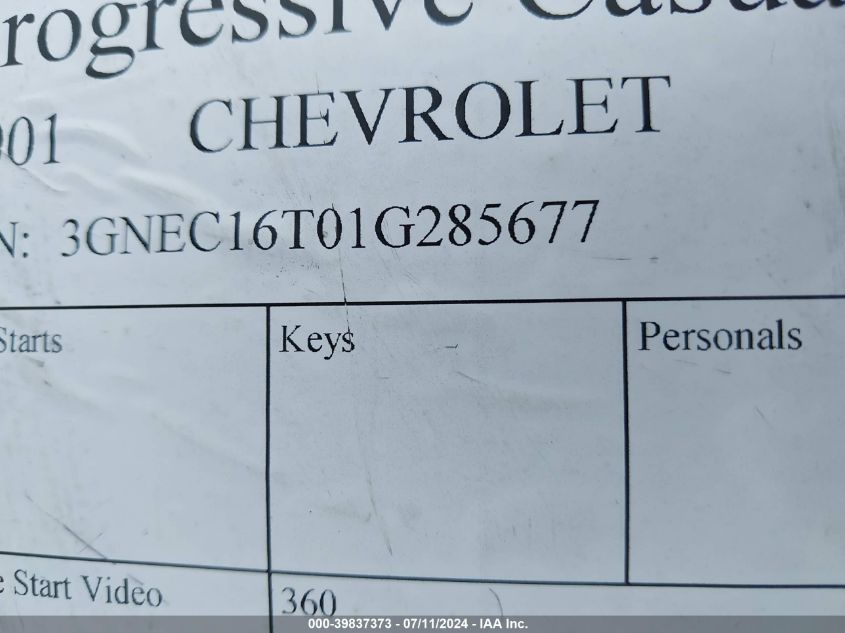 2001 Chevrolet Suburban 1500 Ls VIN: 3GNEC16T01G285677 Lot: 39837373