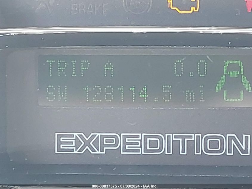 2011 Ford Expedition Limited VIN: 1FMJU2A53BEF13680 Lot: 39837575