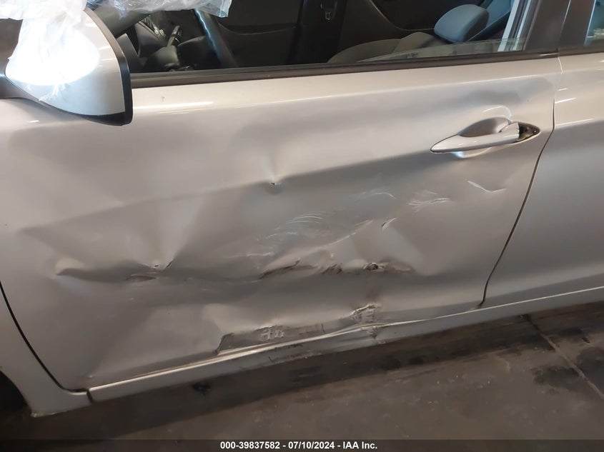 2012 Hyundai Elantra Gls (Ulsan Plant) VIN: KMHDH4AE5CU220822 Lot: 39837582