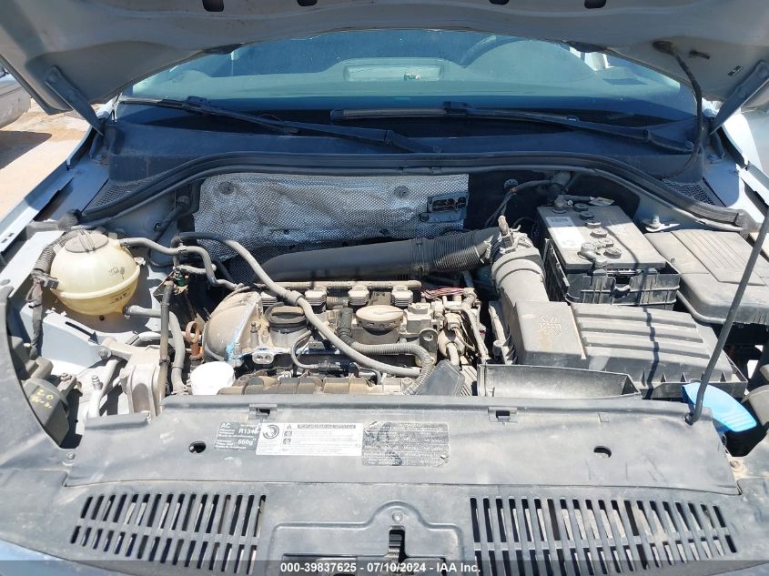 2010 Volkswagen Tiguan Wolfsburg VIN: WVGAV7AX3AW519502 Lot: 39837625