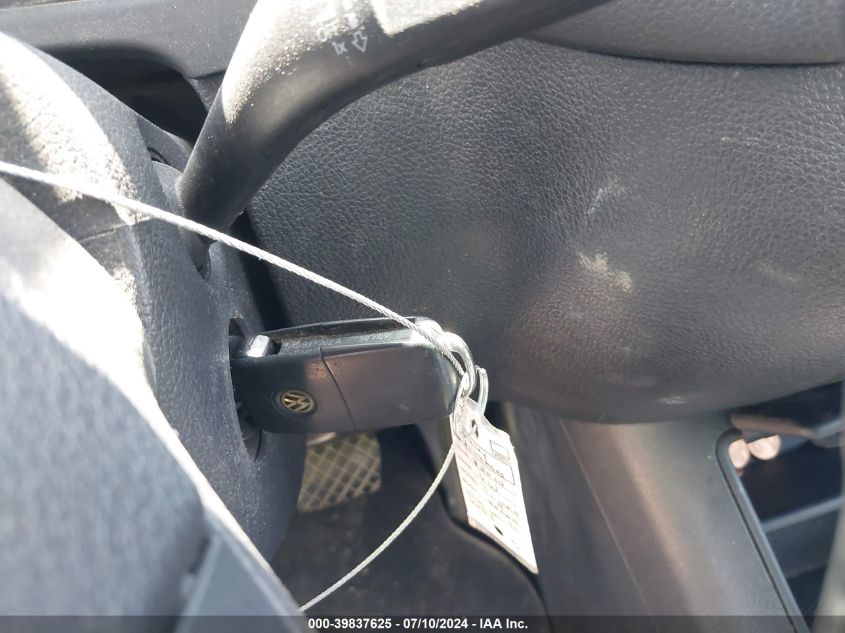 2010 Volkswagen Tiguan Wolfsburg VIN: WVGAV7AX3AW519502 Lot: 39837625