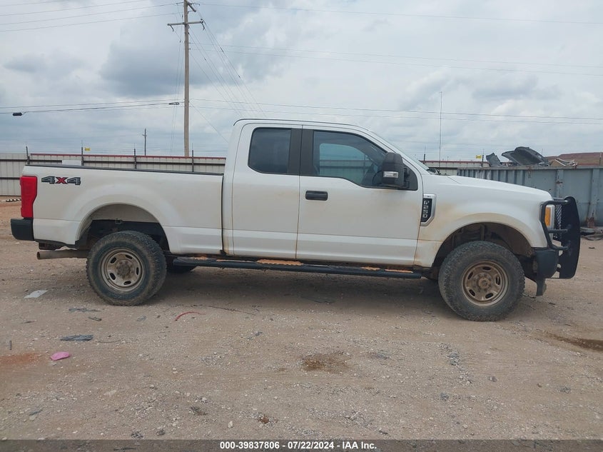 2017 Ford F-250 Xl VIN: 1FT7X2B60HEE98710 Lot: 39837806