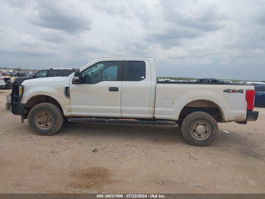 2017 Ford F-250 Xl VIN: 1FT7X2B60HEE98710 Lot: 39837806