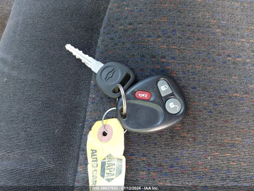 2000 Chevrolet Tahoe K1500 VIN: 1GNEK13T4YJ116343 Lot: 39837823