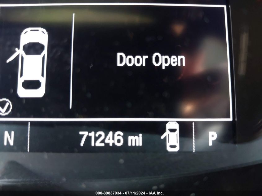 2018 Chevrolet Trax Lt VIN: 3GNCJLSB2JL270000 Lot: 39837934