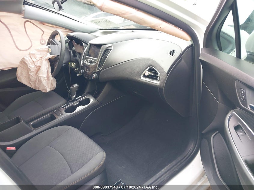 2019 CHEVROLET CRUZE LS - 1G1BC5SM8K7108429