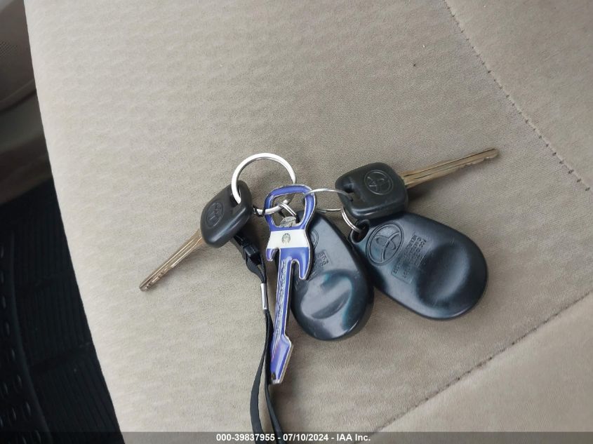 2010 Toyota Highlander Base V6 VIN: 5TDZK3EH0AS017073 Lot: 39837955