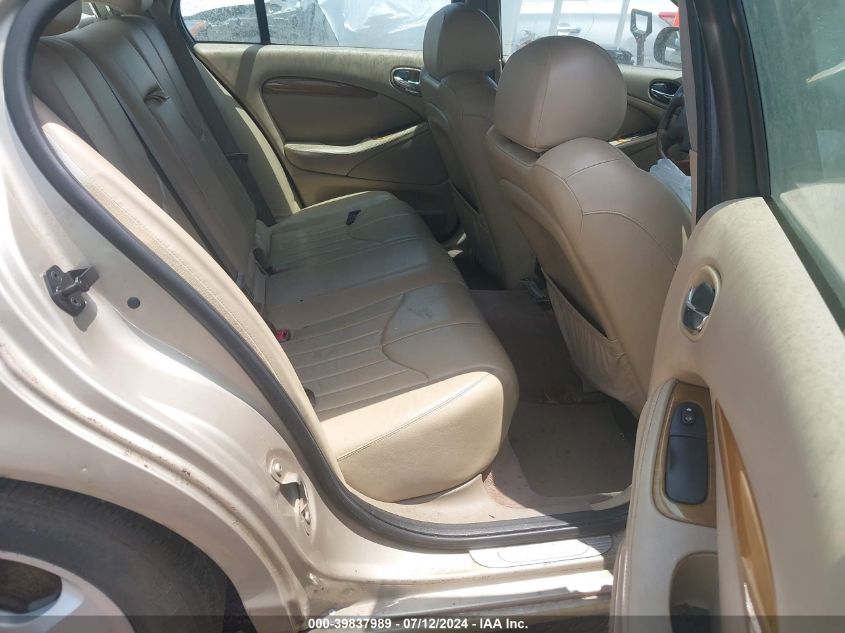 2001 Jaguar S-Type 3.0L V6 VIN: SAJDA01N81FM00557 Lot: 39837989