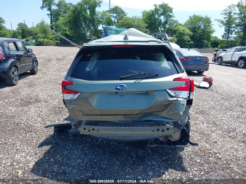 2019 SUBARU FORESTER PREMIUM - JF2SKAEC2KH409845