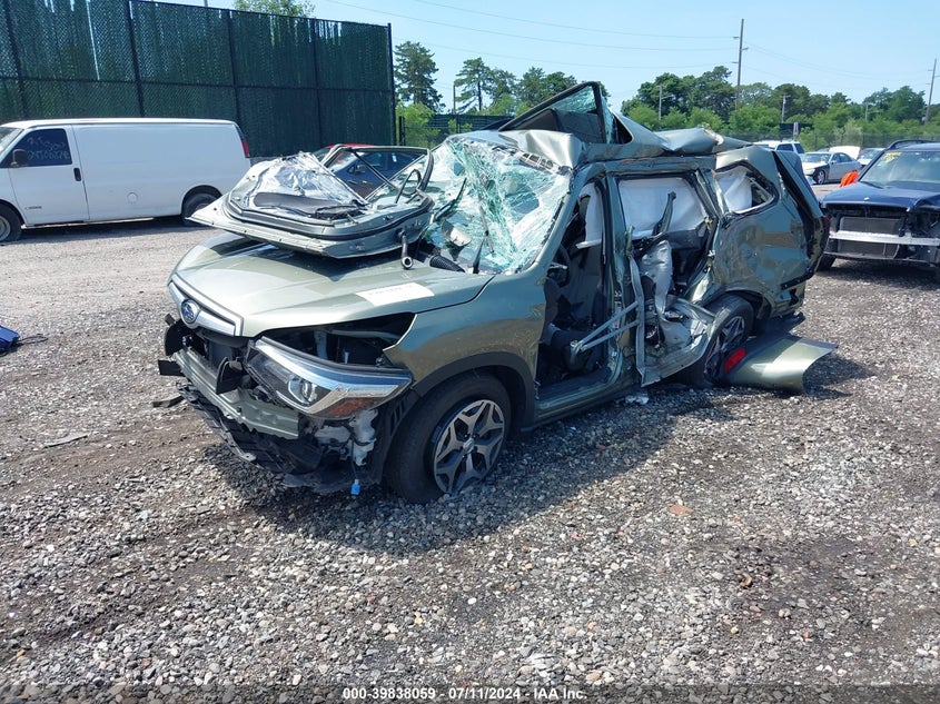 2019 SUBARU FORESTER PREMIUM - JF2SKAEC2KH409845