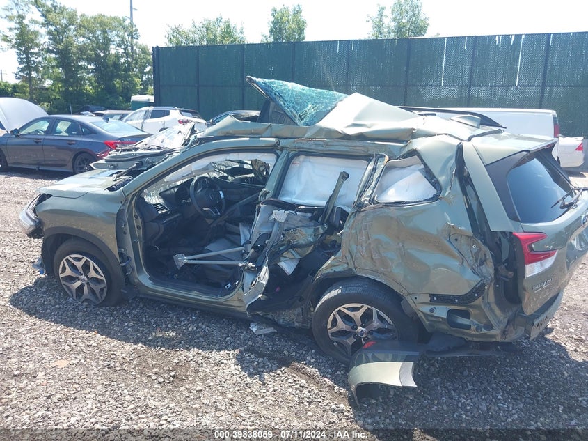 2019 SUBARU FORESTER PREMIUM - JF2SKAEC2KH409845