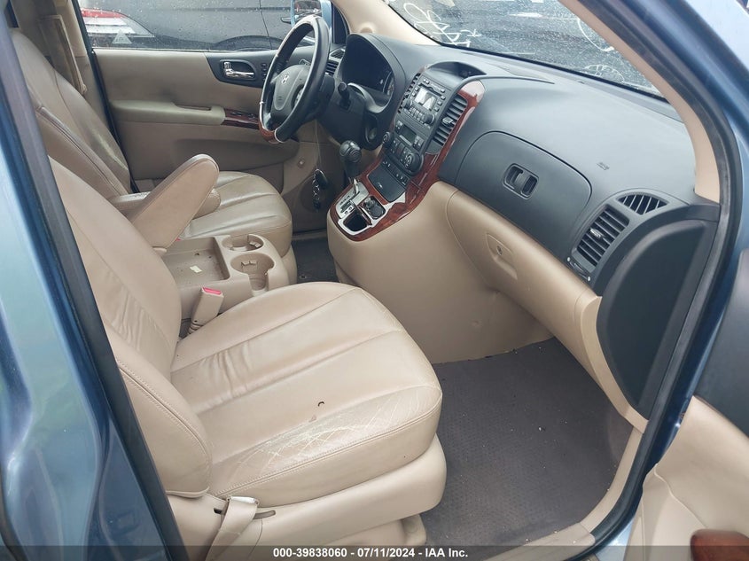 2008 Hyundai Entourage Gls/Limited VIN: KNDMC233186054443 Lot: 39838060