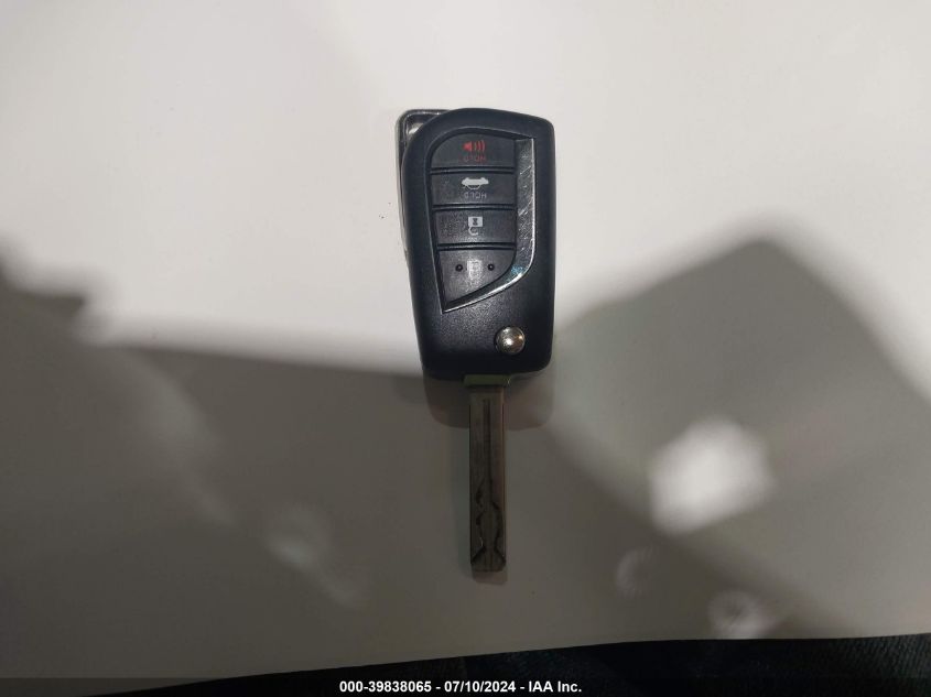 2021 TOYOTA CAMRY LE - 4T1C11AK6MU463755