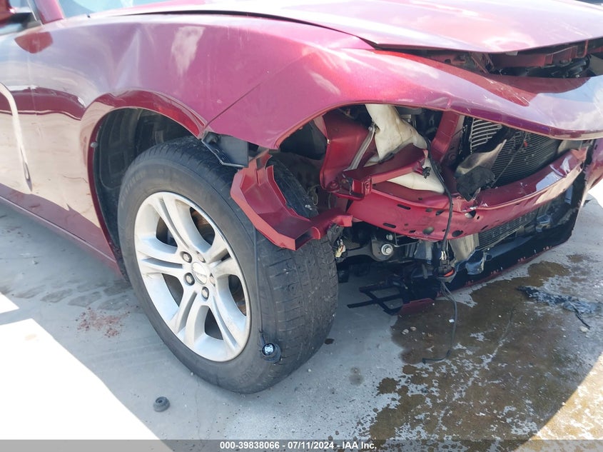 VIN 2C3CDXBG2JH142579 2018 DODGE CHARGER SXT