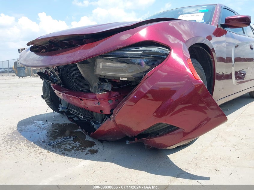 VIN 2C3CDXBG2JH142579 2018 DODGE CHARGER SXT