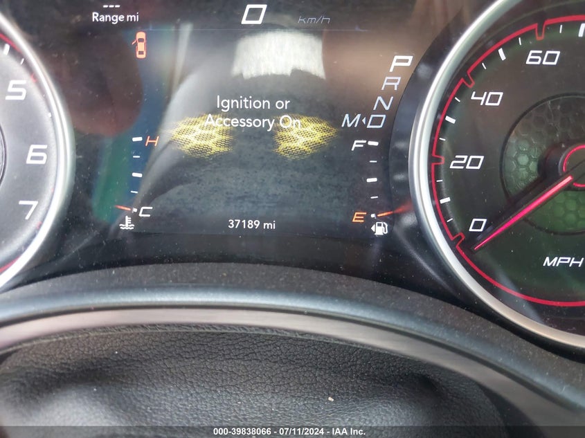 VIN 2C3CDXBG2JH142579 2018 DODGE CHARGER SXT