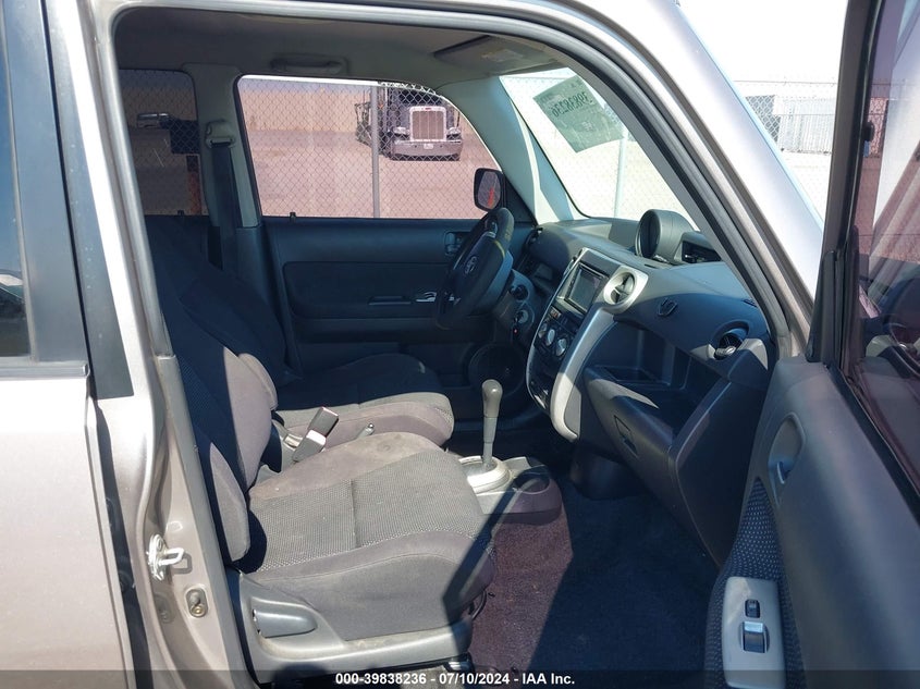 2004 Scion Xb VIN: JTLKT324140149254 Lot: 39838236