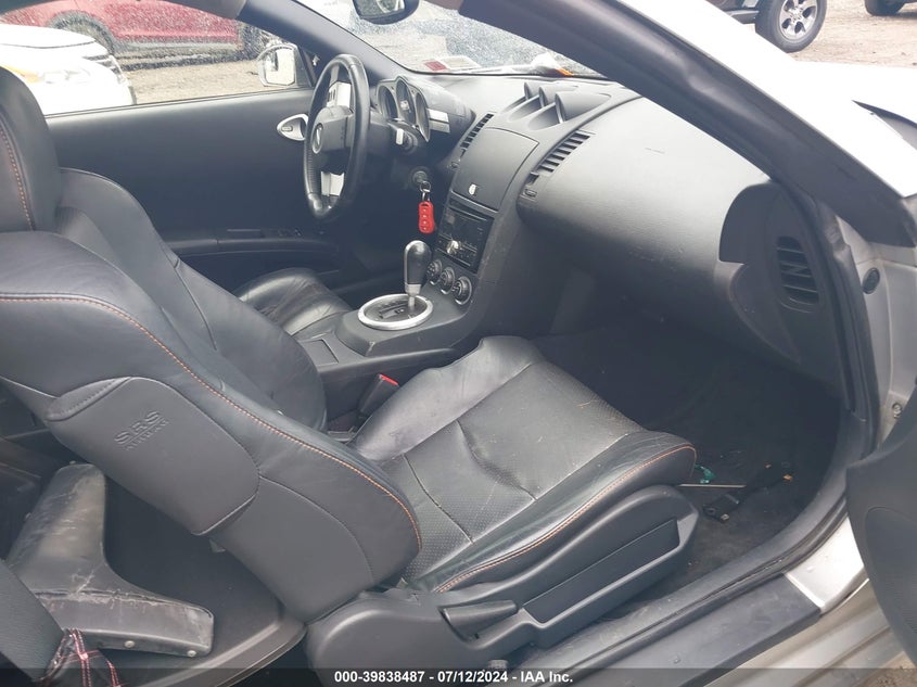 2004 Nissan 350Z Coupe VIN: JN1AZ34E44T051266 Lot: 39838487