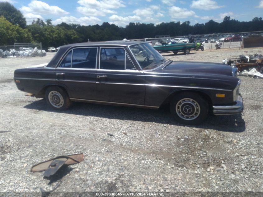 10806712002735 1972 Mercedes-Benz 280Se 4.5