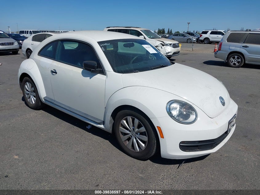 2013 VOLKSWAGEN BEETLE 2.5L ENTRY - 3VWFP7ATXDM644290