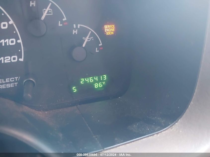 2002 Ford Explorer Xlt VIN: 1FMDU73W42UC36558 Lot: 39838695