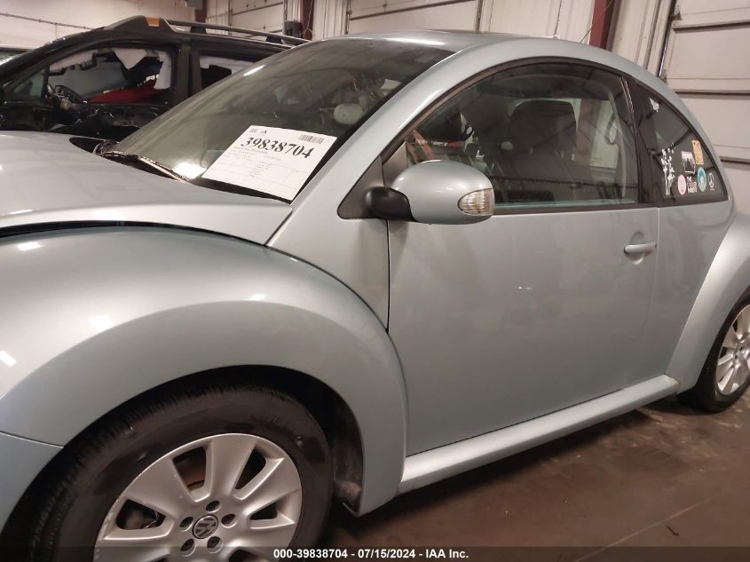 2009 Volkswagen New Beetle 2.5L VIN: 3VWRW31C79M515861 Lot: 39838704