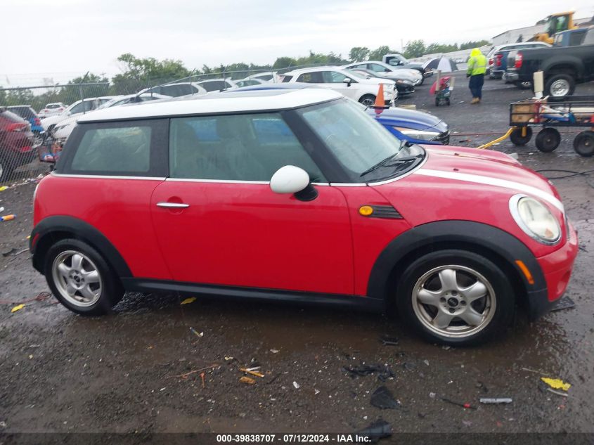 2009 Mini Cooper VIN: WMWMF33529TW79612 Lot: 39838707