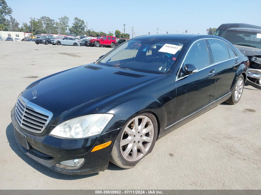 2008 Mercedes-Benz S-Class 5.5L V8 VIN: WDDNG71X38A154574 Lot: 39838902