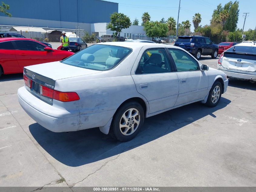 4T1BF22K11U961598 2001 Toyota Camry Le V6