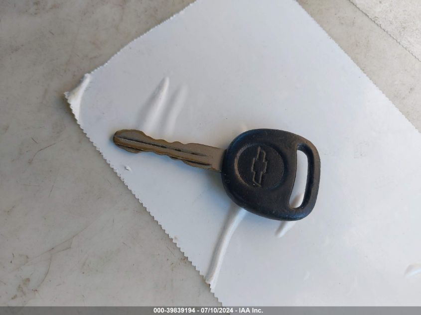 2001 Chevrolet Suburban 1500 Ls VIN: 3GNEC16T51G154244 Lot: 39839194