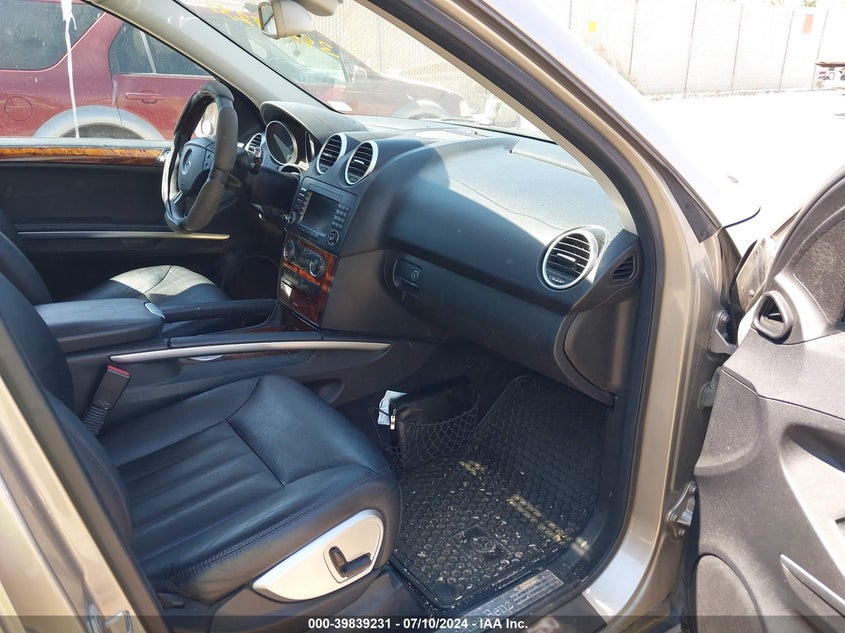 2006 Mercedes-Benz Ml 350 4Matic VIN: 4JGBB86E36A145276 Lot: 39839231