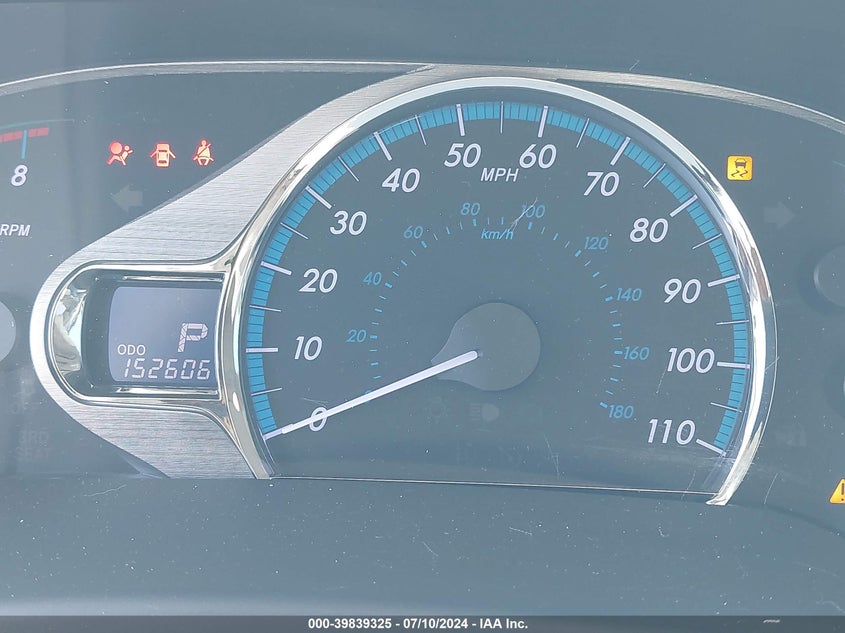 2013 Toyota Sienna Xle V6 8 Passenger VIN: 5TDYK3DC6DS388972 Lot: 39839325