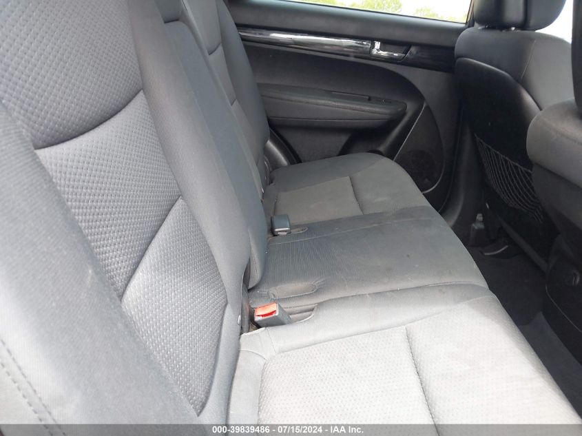 5XYKT4A12CG248375 2012 Kia Sorento Lx