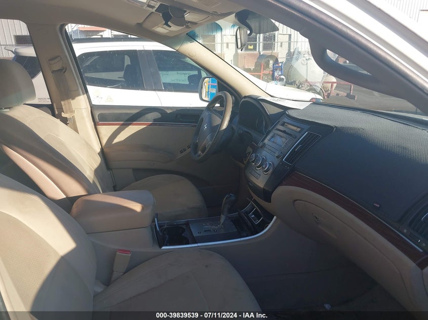 2007 Hyundai Veracruz Gls/Limited/Se VIN: KM8NU13C37U017055 Lot: 39839539