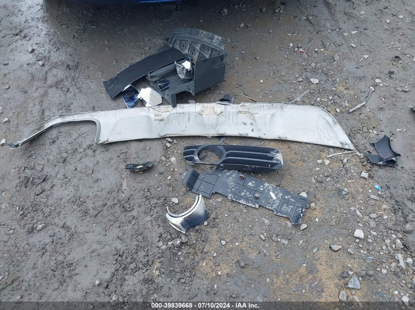 2010 Chrysler 300 Touring/Signature Series/Executive Series VIN: 2C3CA5CV0AH112457 Lot: 39839668