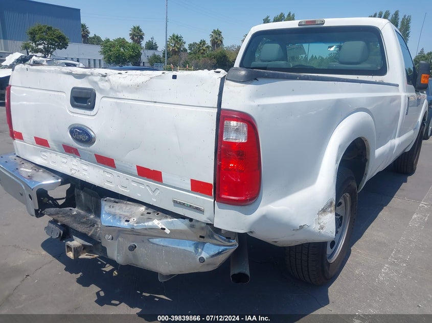 2015 Ford F-250 Xl VIN: 1FTBF2A60FED55090 Lot: 39839866