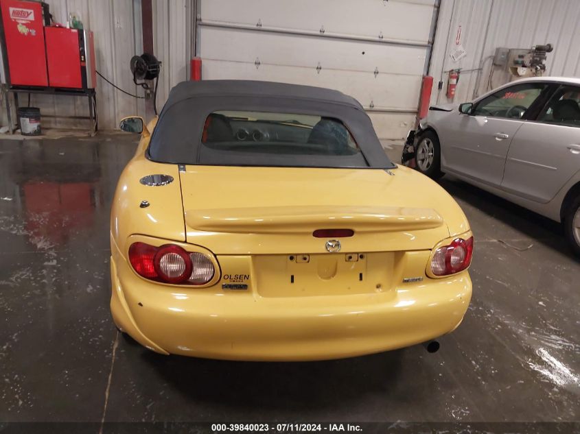 2002 Mazda Mx-5 Miata Cloth/Ls/Se VIN: JM1NB353620231380 Lot: 39840023