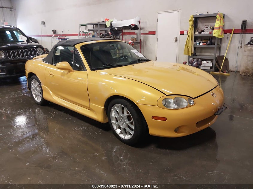 2002 Mazda Mx-5 Miata Cloth/Ls/Se VIN: JM1NB353620231380 Lot: 39840023