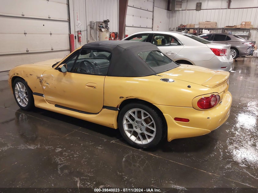 2002 Mazda Mx-5 Miata Cloth/Ls/Se VIN: JM1NB353620231380 Lot: 39840023