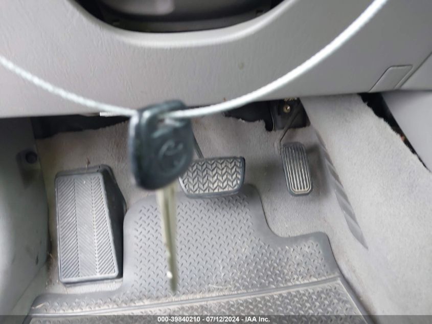 2003 Toyota Camry Le VIN: 4T1BE30K03U677278 Lot: 39840210