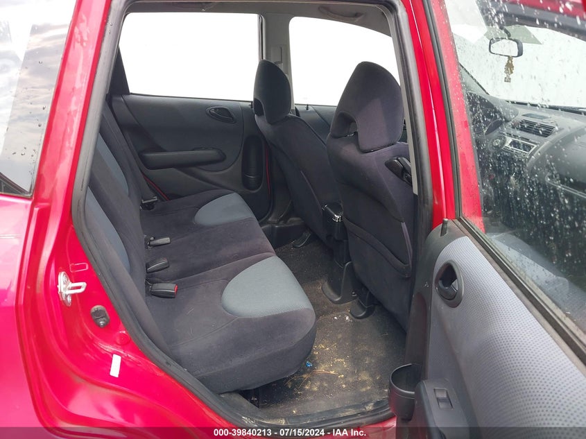 2007 Honda Fit Sport VIN: JHMGD38617S010806 Lot: 39840213