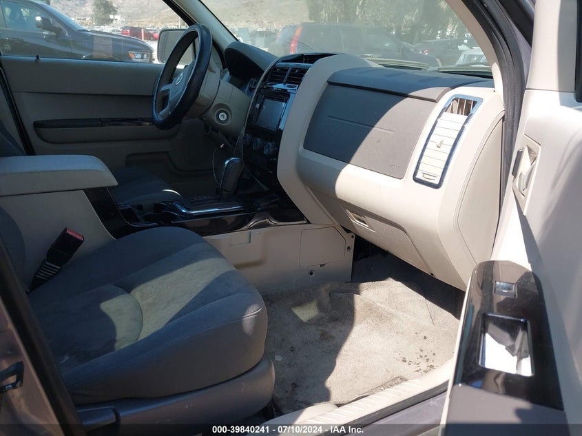 2008 Mazda Tribute Hybrid Touring VIN: 4F2CZ49HX8KM22683 Lot: 39840241