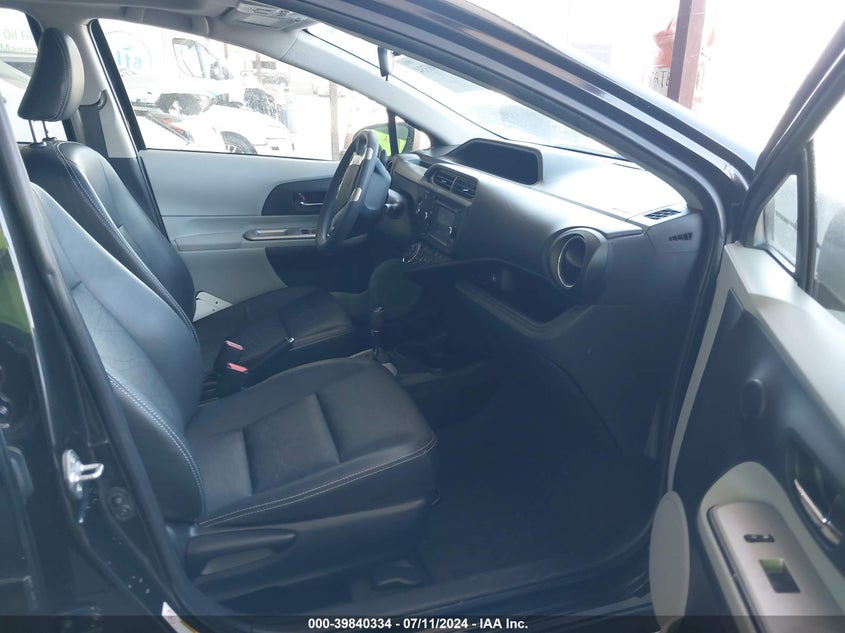 2012 Toyota Prius C Four VIN: JTDKDTB32C1013868 Lot: 39840334