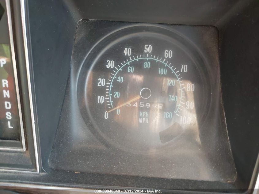 1976 Pontiac Bonneville VIN: 2R47Z6P242140 Lot: 39840340