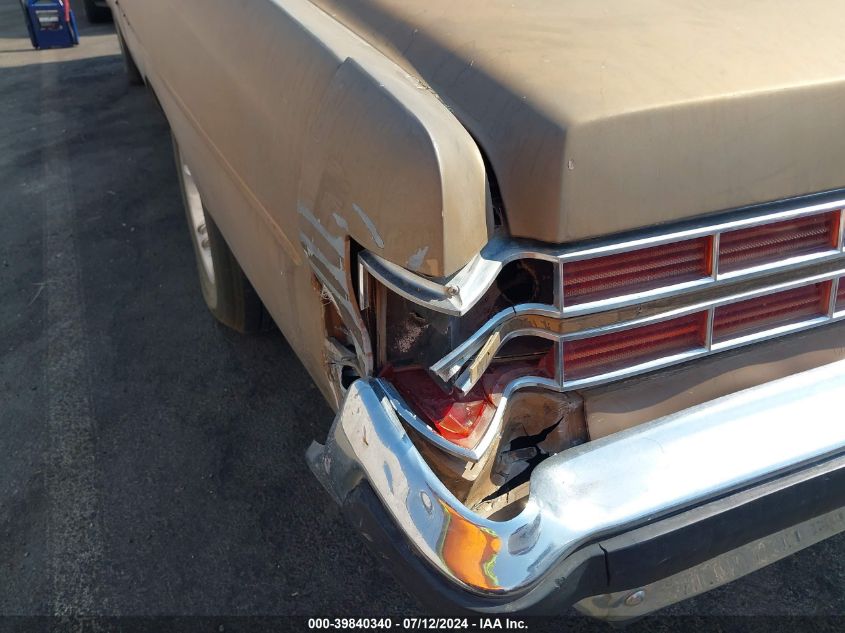 1976 Pontiac Bonneville VIN: 2R47Z6P242140 Lot: 39840340