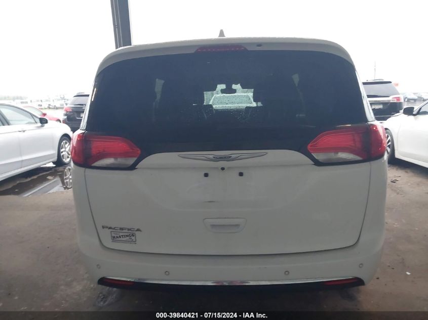 2017 Chrysler Pacifica Touring-L VIN: 2C4RC1BG3HR620647 Lot: 39840421