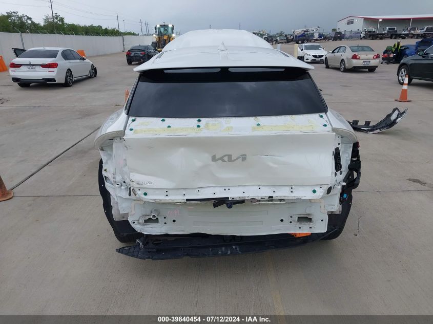 KNDC34LB6N5050372 2022 Kia Ev6 Light