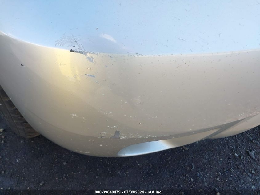 2010 Chevrolet Suburban 1500 Lt1 VIN: 1GNUKJE33AR163492 Lot: 39840479