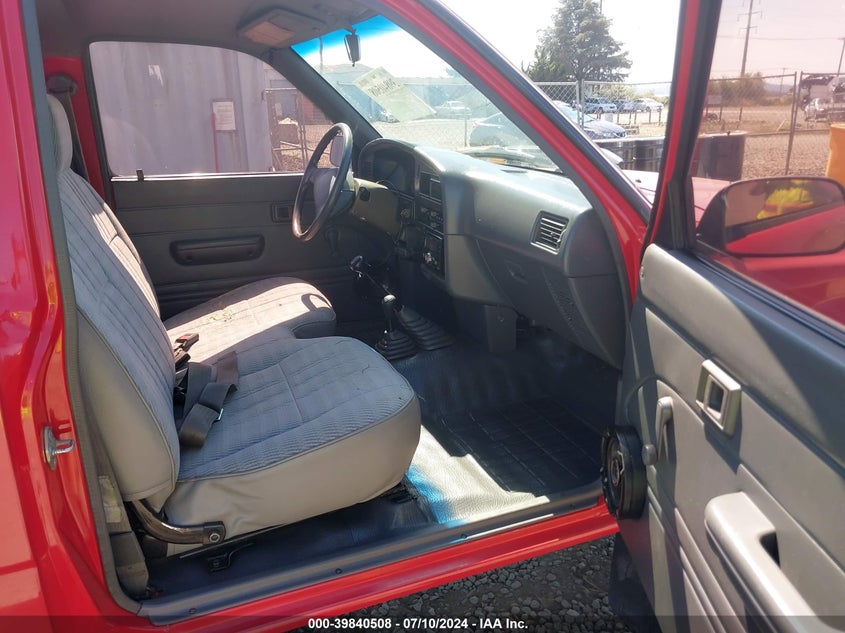 1991 Toyota Pickup 1/2 Ton Sht Wheelbase Dlx VIN: JT4RN01P3M0025503 Lot: 39840508